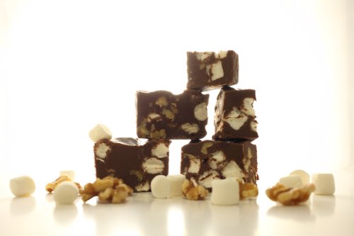 Oh Fudge – Chocolate Rocky Road Fudge 1/2 Pound – The Oh Fudge Co. secret rocky road fudge recipe – rich, pure, delicious creamy chocolate infused with loads of marshmallows and walnuts- compared to Mo’s Fudge Factor