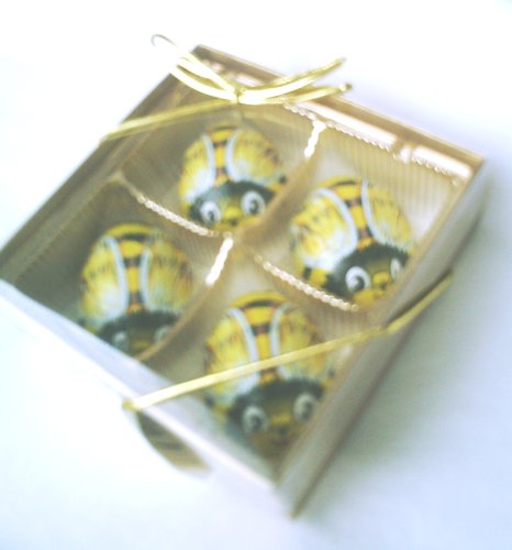 Bumble Bee Solid Milk Chocolate Gift Box