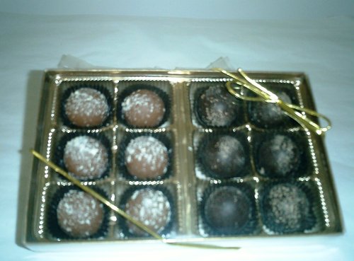 Champagne and Rum Chocolate Truffles Gift Box (12 Pcs)
