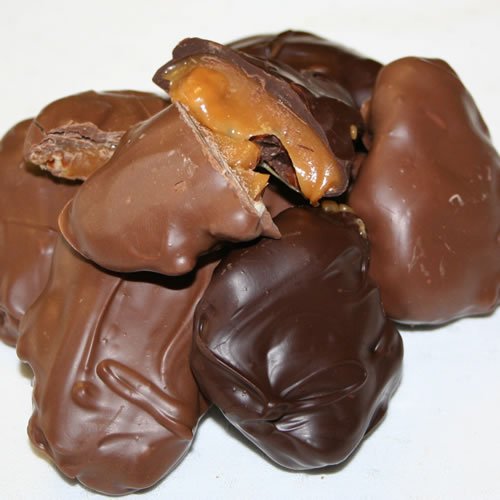 Pecan Turtles – Mix of Dark & Milk Chocolate (One Pound) (With a No Melt Guarantee)