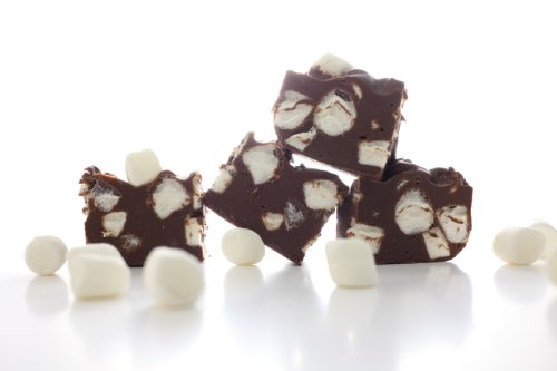 Oh Fudge – Chocolate Marshmallow Fudge 1 Pound – The Oh Fudge Co. secret chocolate marshmallow fudge recipe – rich, pure, delicious creamy chocolate infused with loads of marshmallows – compared to Mo’s Fudge Factor